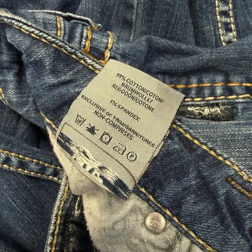 Silver Jeans product pair